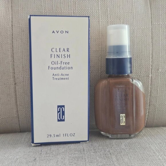 Avon Foundation Oil Free Clear Finish Anti-Acne Treatment Toasted Brown 1 fl oz - Picture 4 of 10